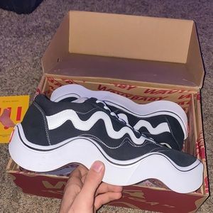 Mschf wavy baby shoes